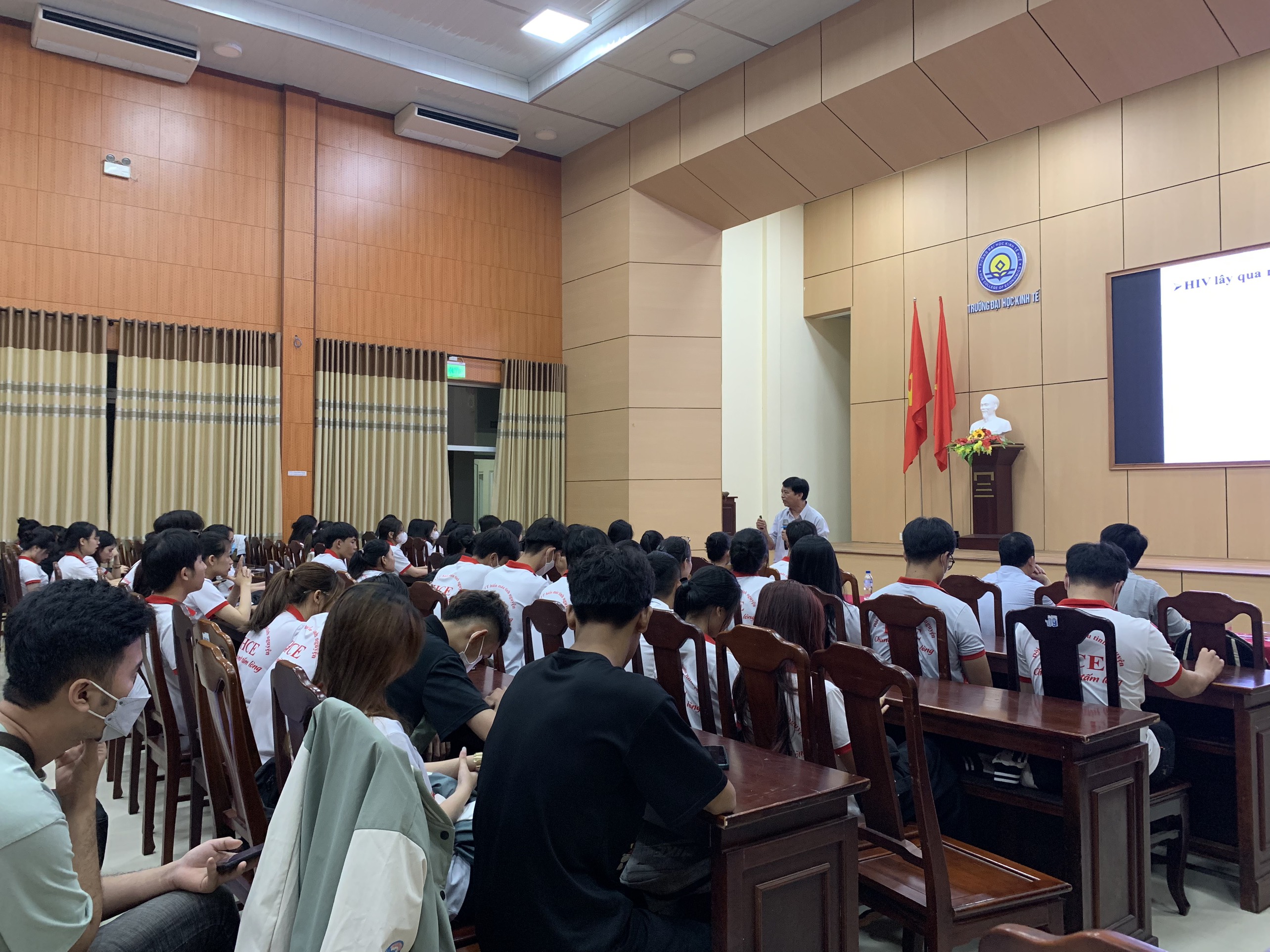 Đại học Kinh tế - Đại học Huế